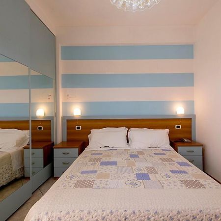 Hotel Le Soleil Сан-Бенедетто-дель-Тронто Экстерьер фото