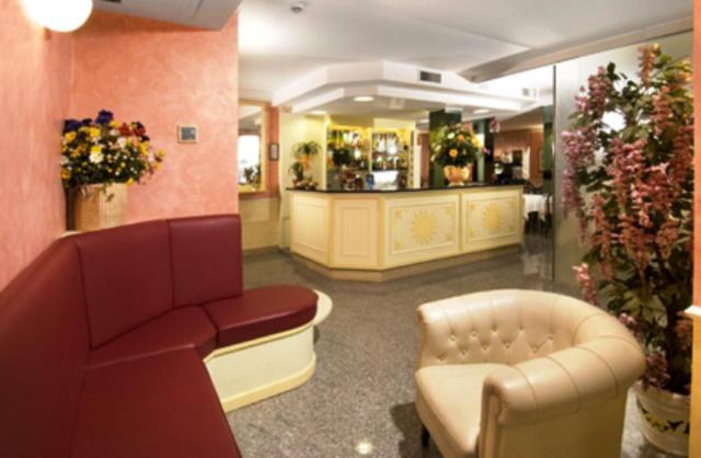 Hotel Le Soleil Сан-Бенедетто-дель-Тронто Экстерьер фото